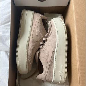 Nike platform Air Force 1